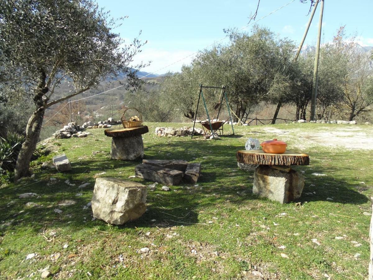 Country house La Masseria Di Antonio E Teresina Colli a Volturno