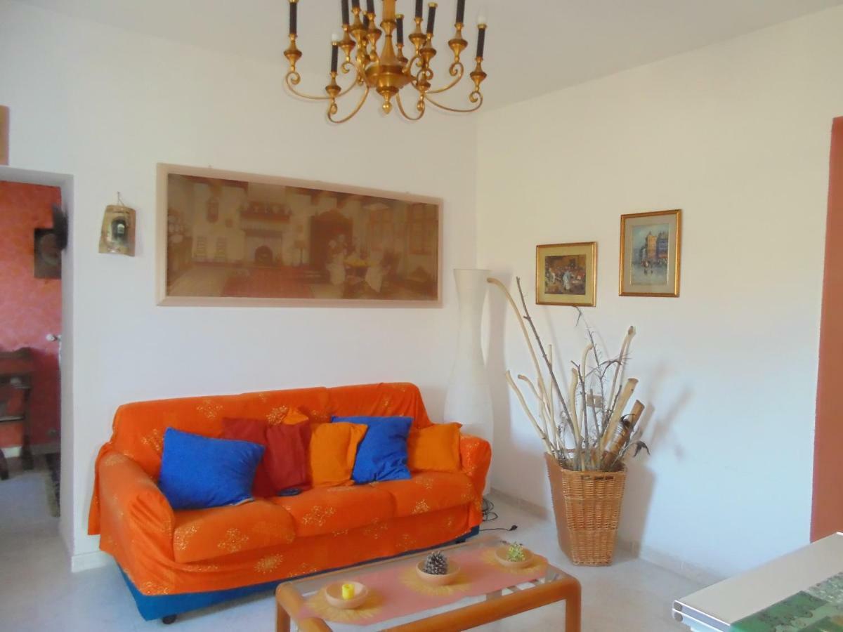 Country house La Masseria Di Antonio E Teresina Colli a Volturno